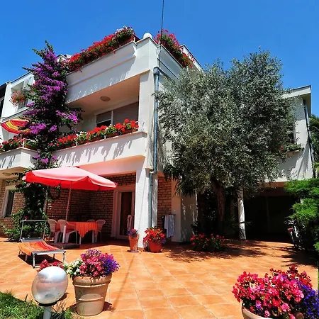 Villa Fontana Sukosan Exterior photo