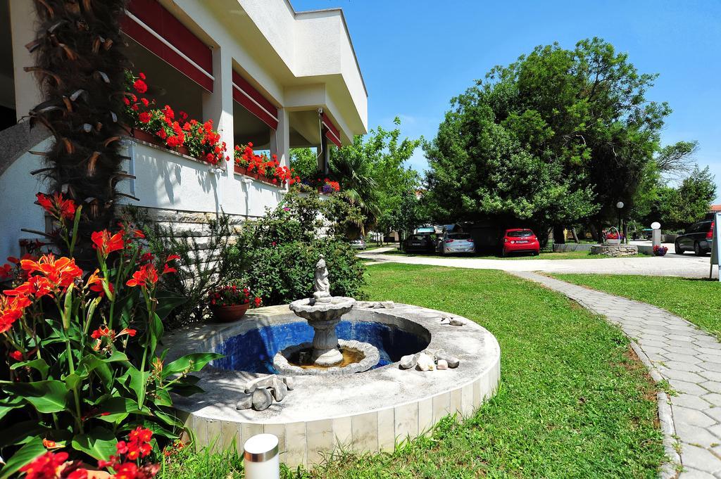 Apartma Fontana *